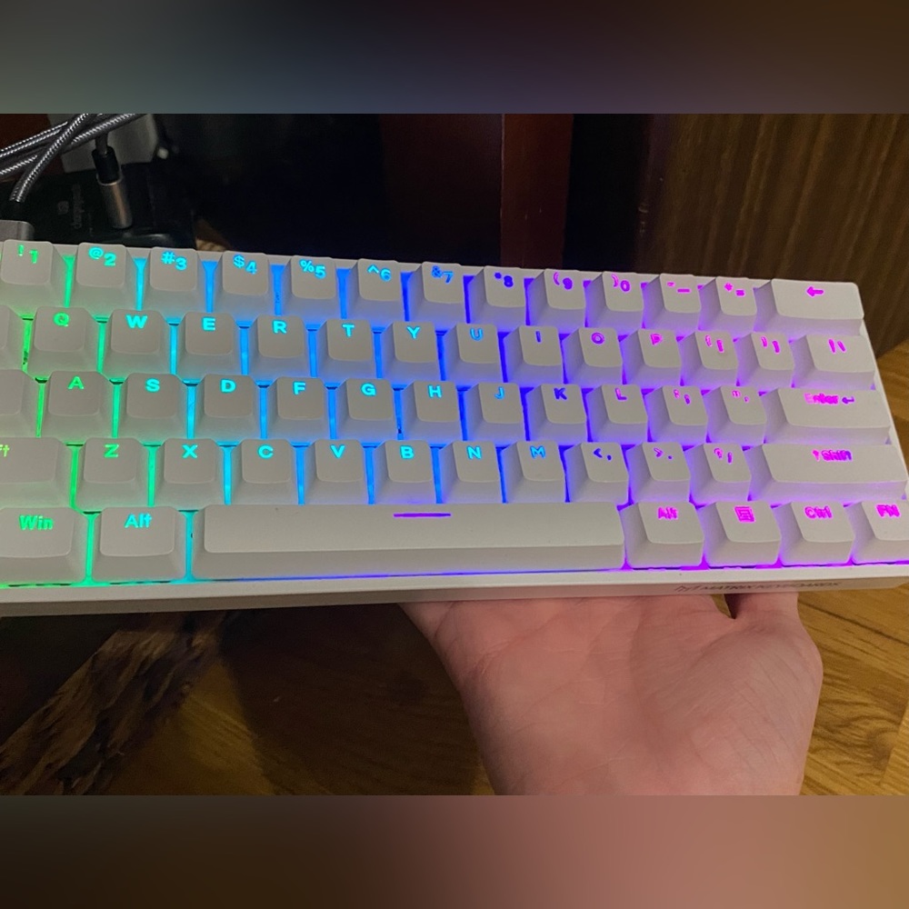 Keyboard - Picture 2 of 3